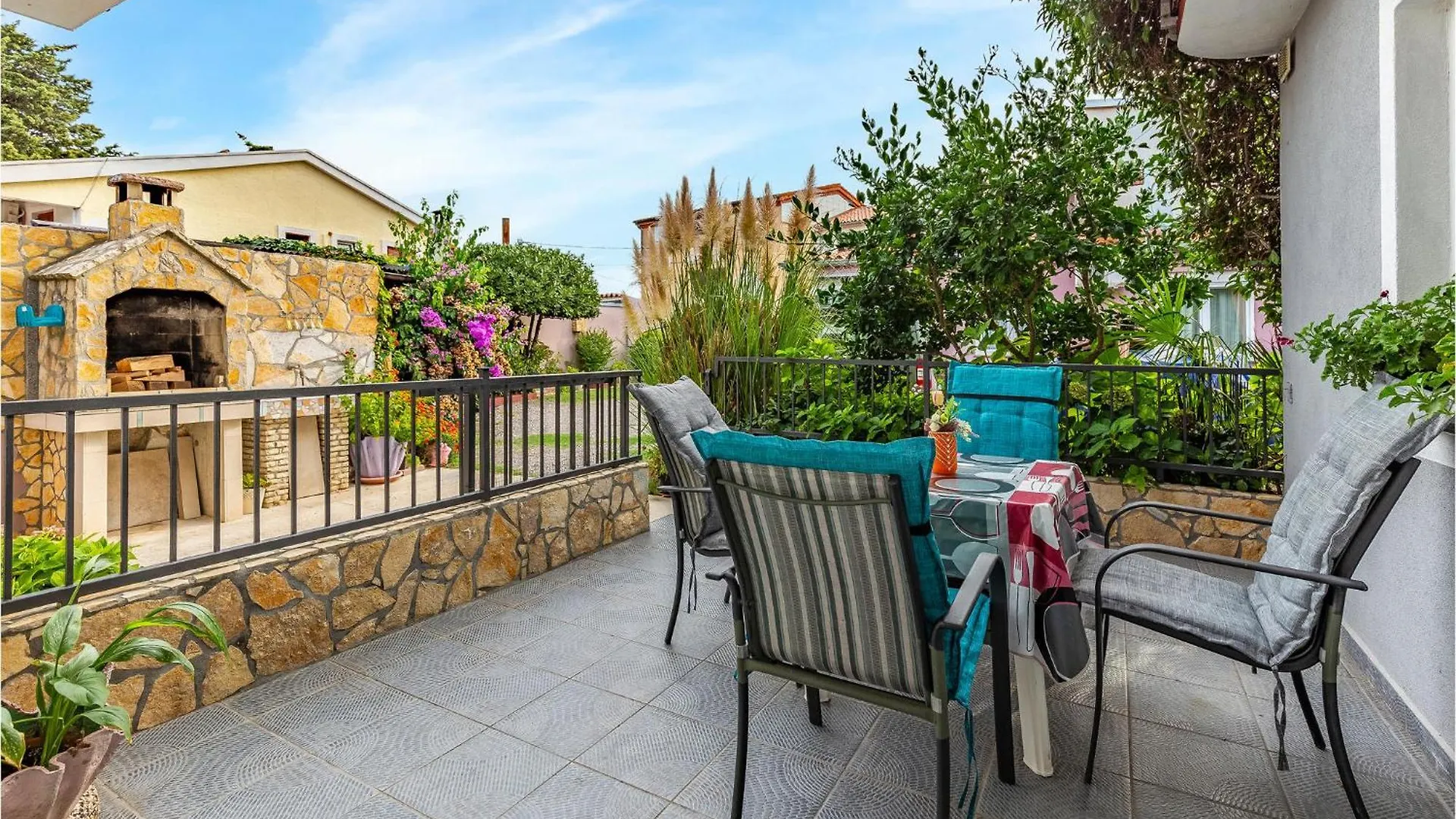 Lovely Apartment In Premantura With Wifi
